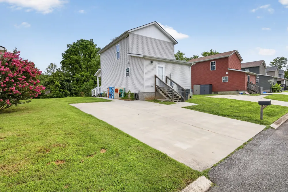 658 West End St Cookeville, TN 38501
