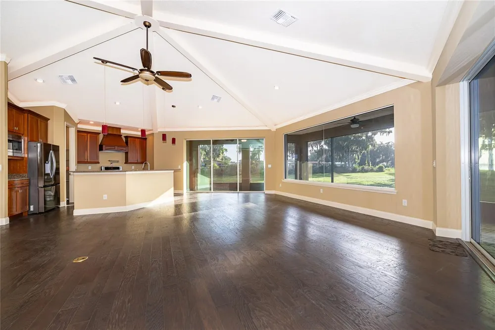 12131 EAGLES POINT COURT Grand Island, FL 32735