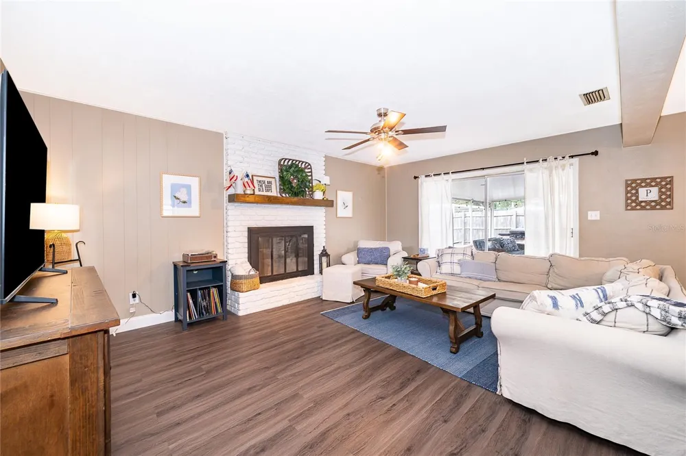 2464 HUNTERFIELD ROAD Maitland, FL 32751