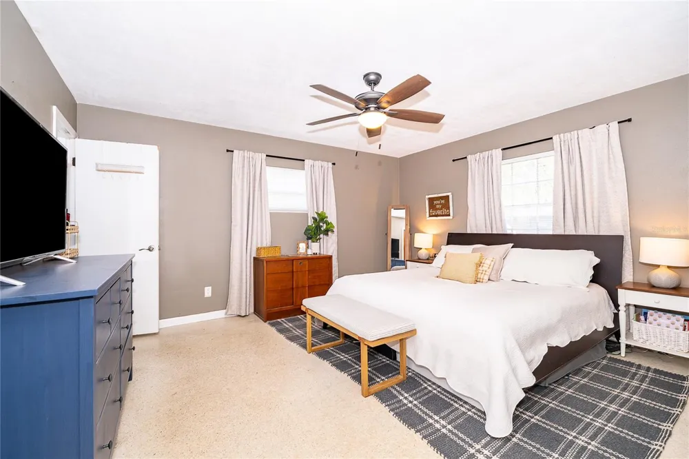 2464 HUNTERFIELD ROAD Maitland, FL 32751