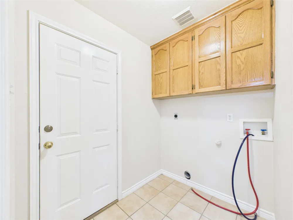 1125 Iris Crescent Drive Floresville, TX 78114