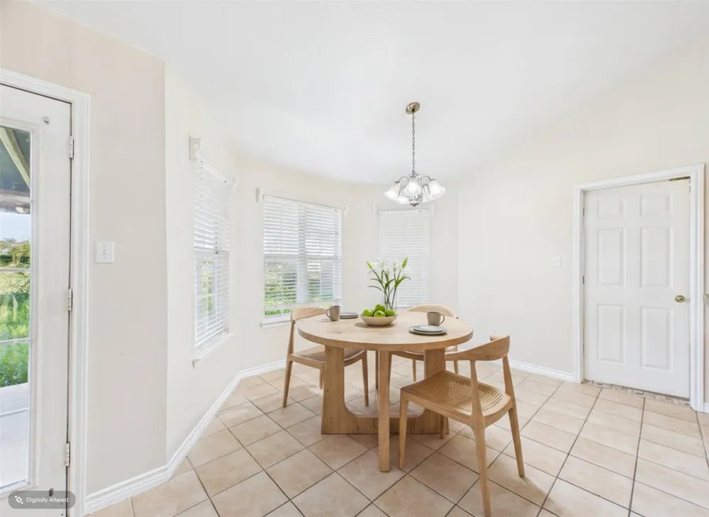 1125 Iris Crescent Drive Floresville, TX 78114