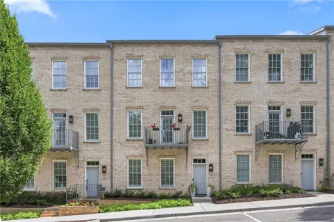 140 Clover Court