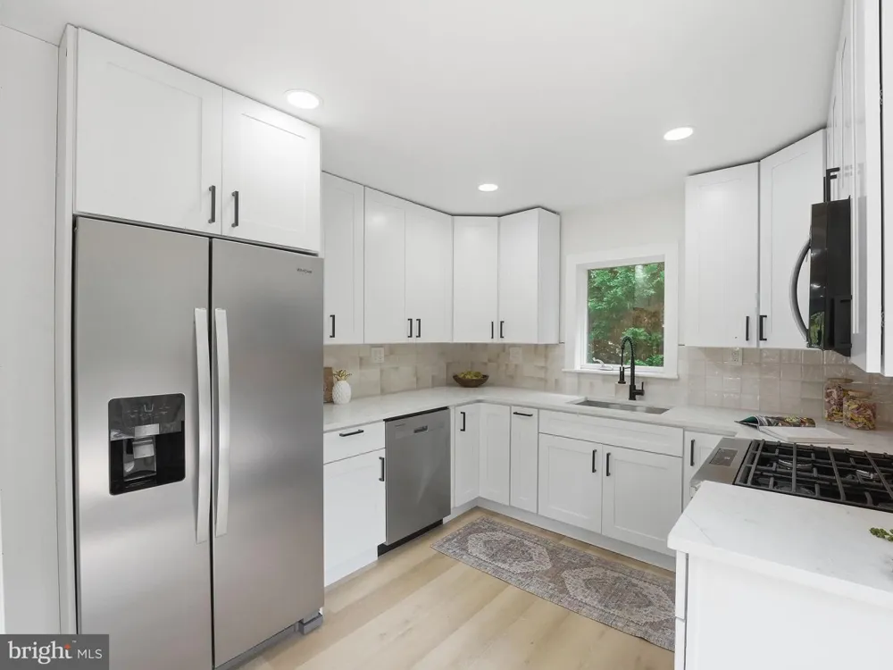 10 SPRUCE STREET Sewell, NJ 08080