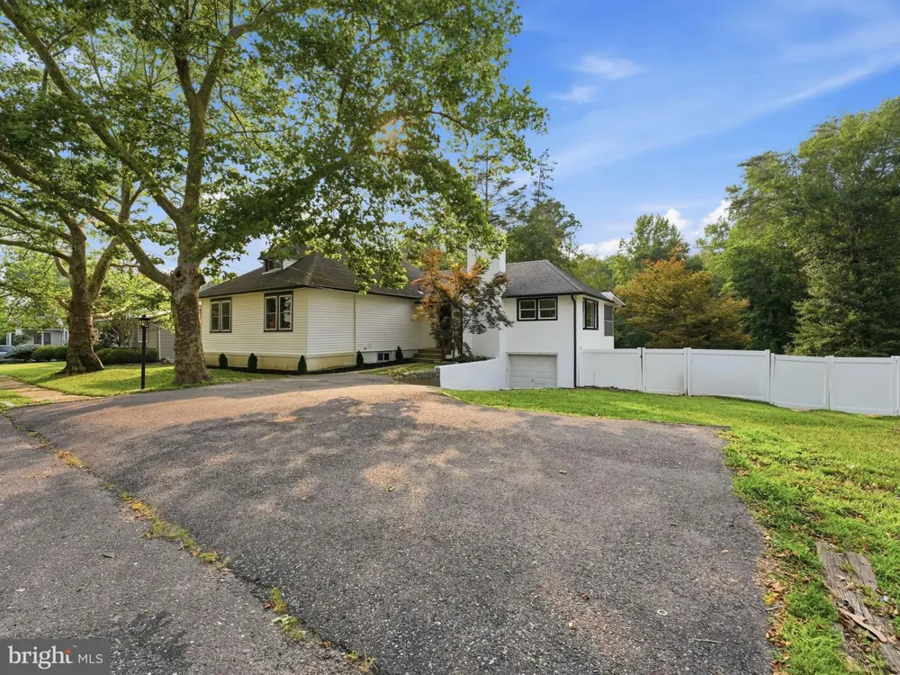 10 SPRUCE STREET Sewell, NJ 08080