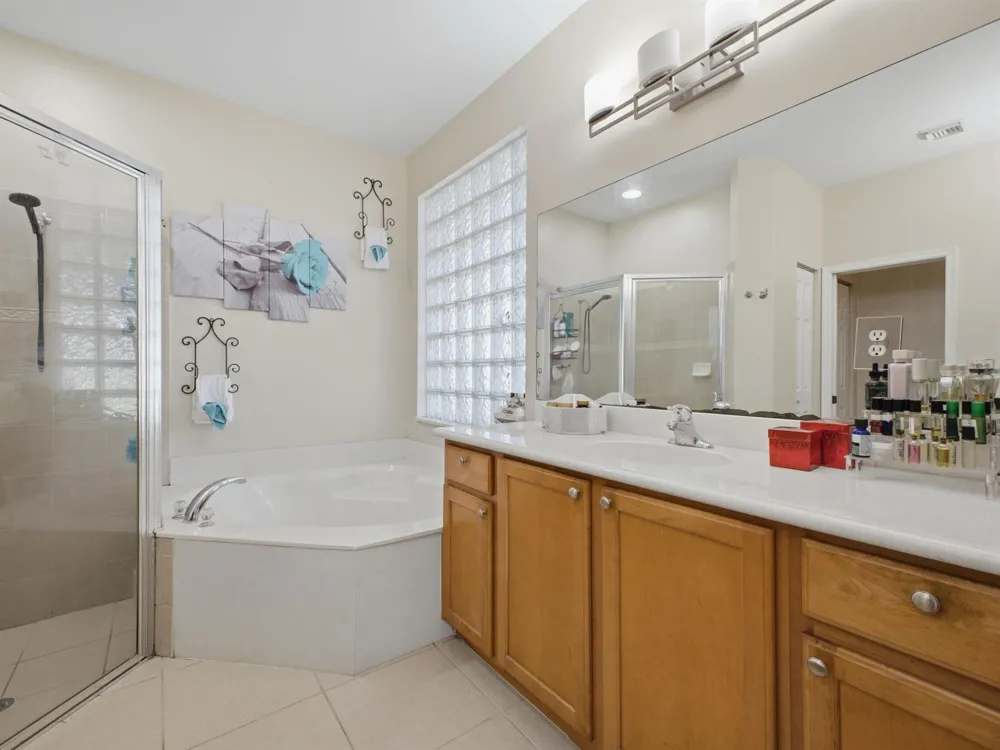 6906 ALISO AVENUE West Palm Beach, FL 33413