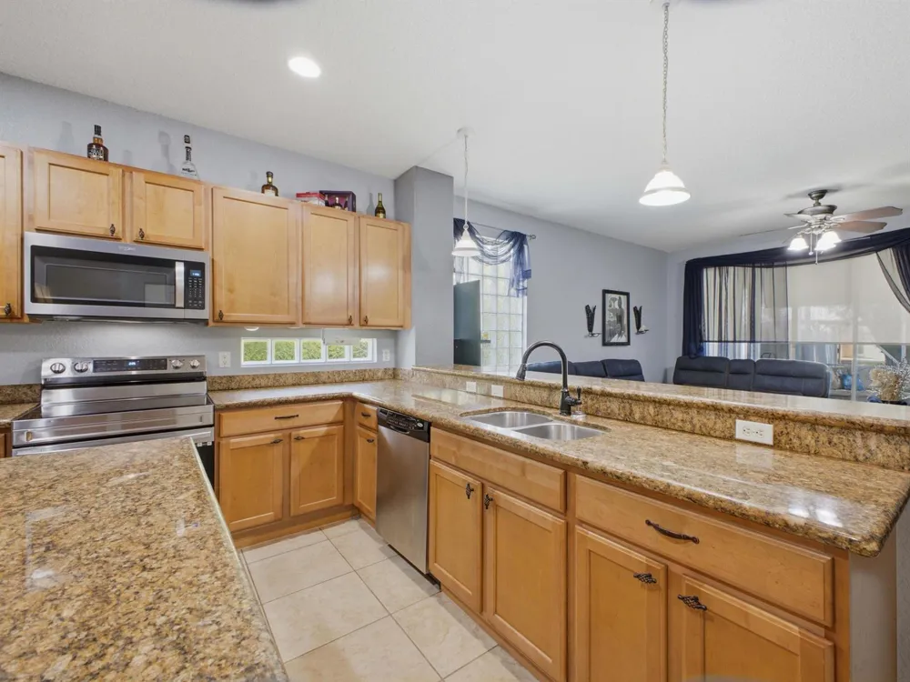 6906 ALISO AVENUE West Palm Beach, FL 33413