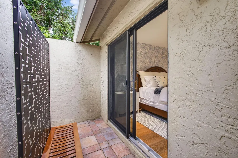 6550 Ocean Boulevard #1 Ocean Ridge, FL 33435