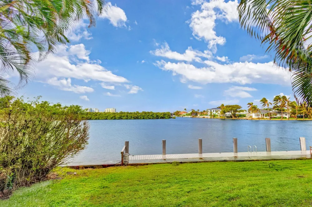 6550 Ocean Boulevard #1 Ocean Ridge, FL 33435