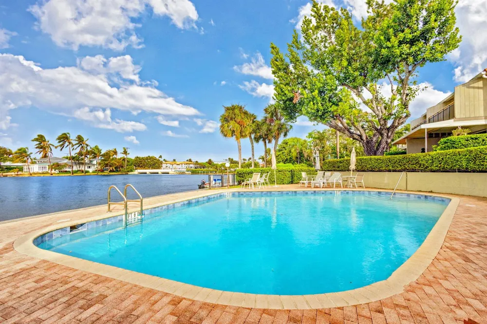 6550 Ocean Boulevard #1 Ocean Ridge, FL 33435