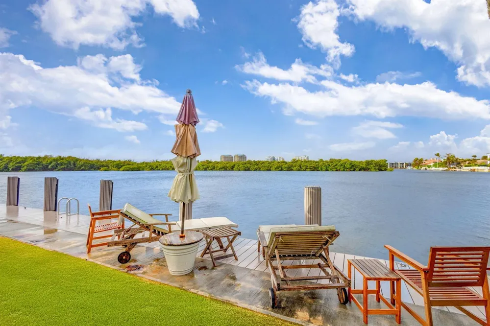 6550 Ocean Boulevard #1 Ocean Ridge, FL 33435