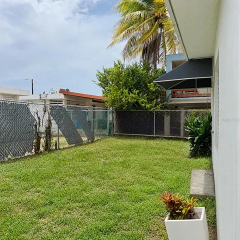143 JARDINES DE COUNTRY CLUB #Apt 2