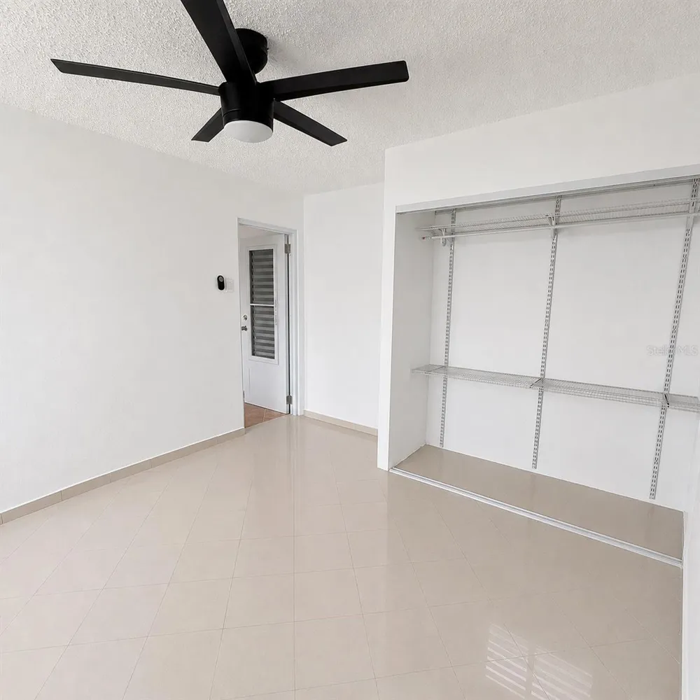 143 JARDINES DE COUNTRY CLUB #Apt 2 Carolina, PR 00983