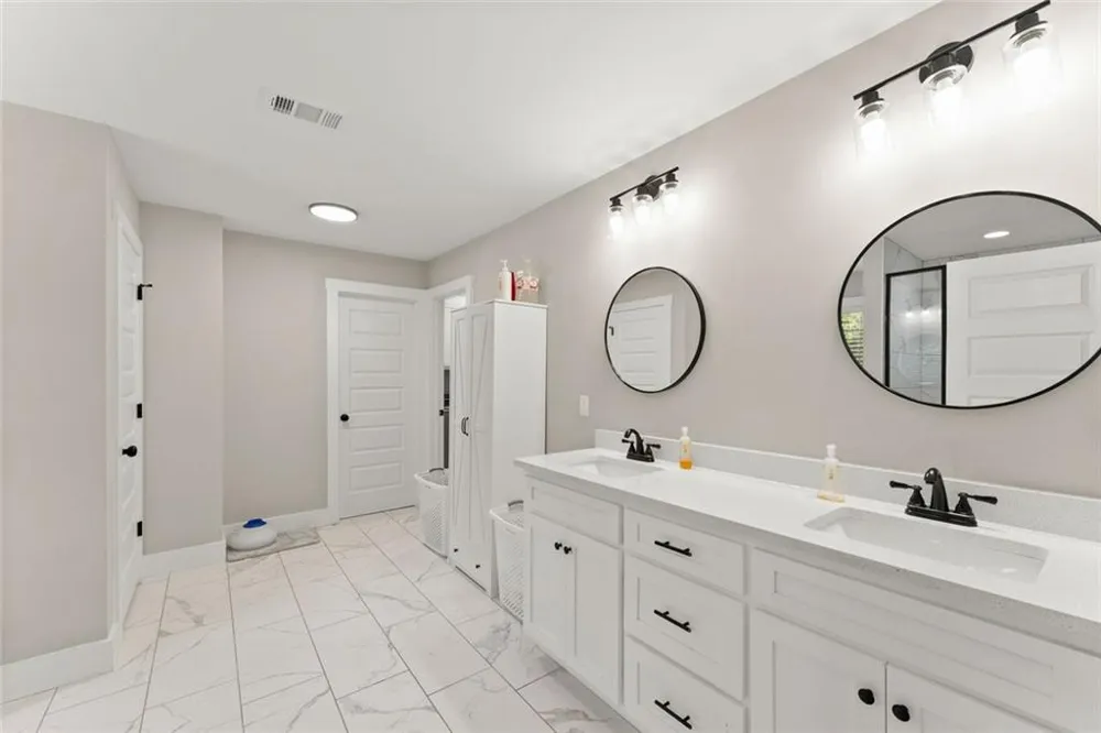 272 Cherry Street Cornelia, GA 30531