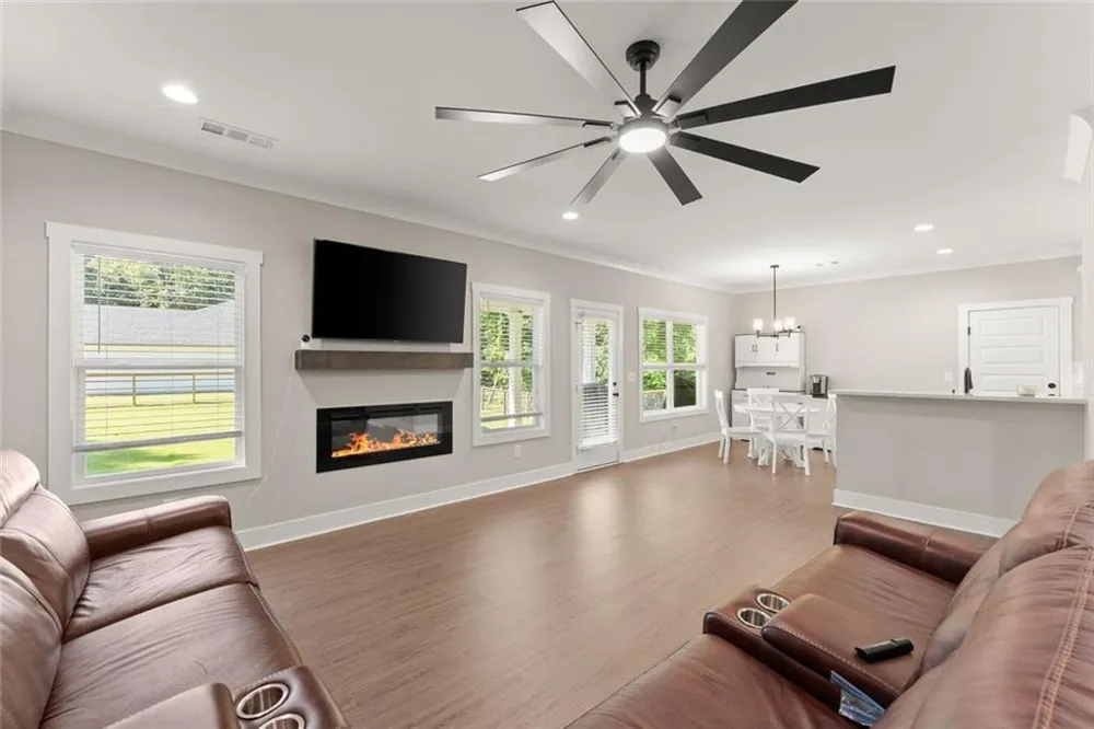 272 Cherry Street Cornelia, GA 30531
