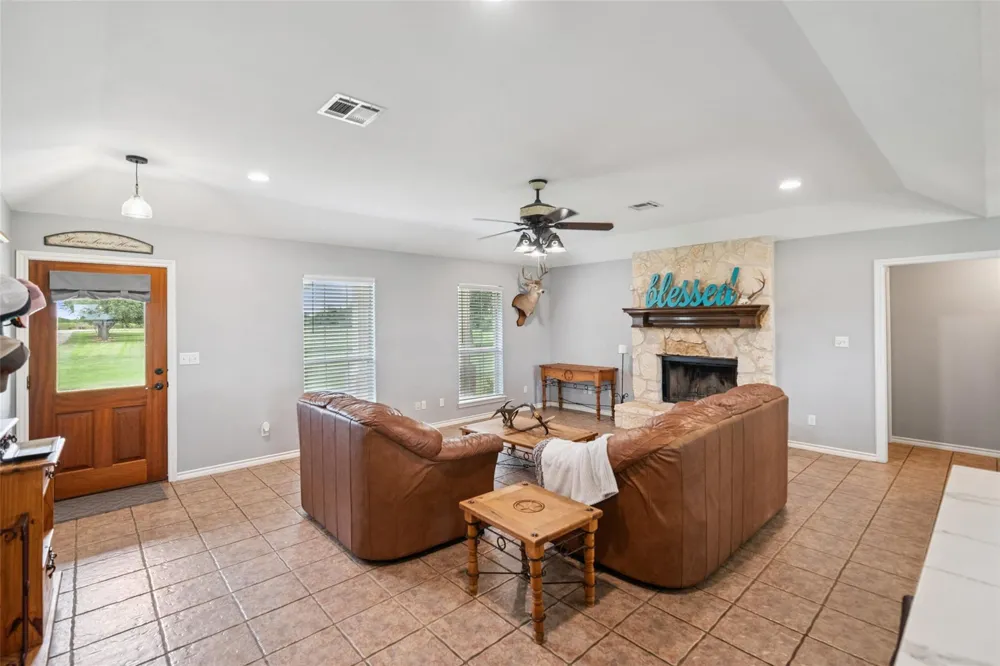 15155 Schmidt Road Waller, TX 77484