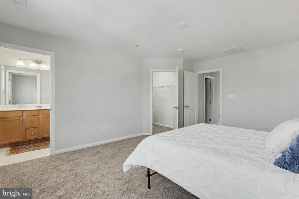 414 CHARLES AVENUE Hanover, PA 17331