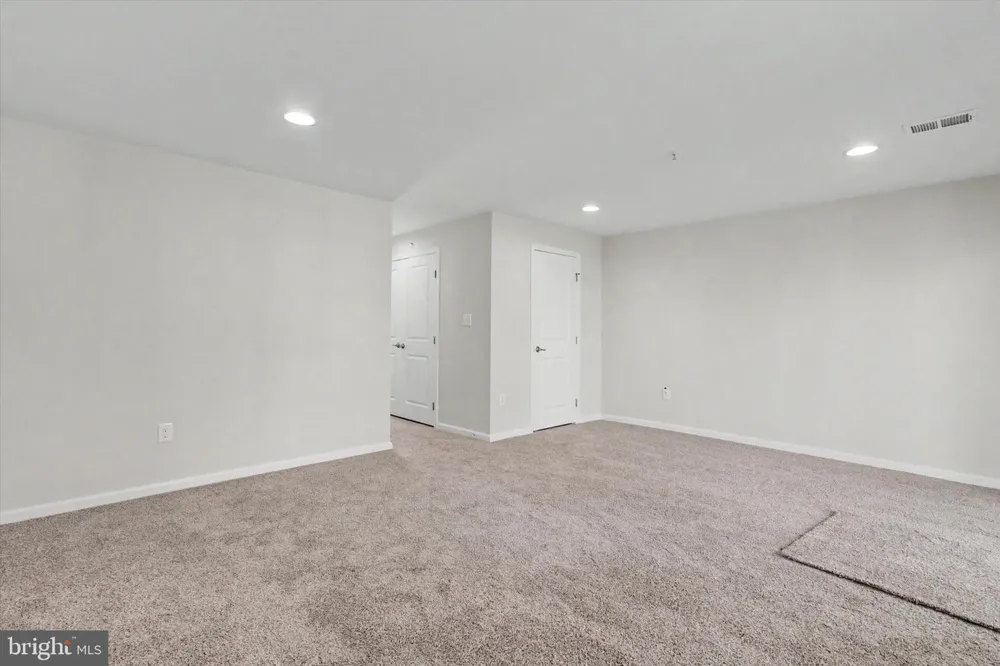 414 CHARLES AVENUE Hanover, PA 17331