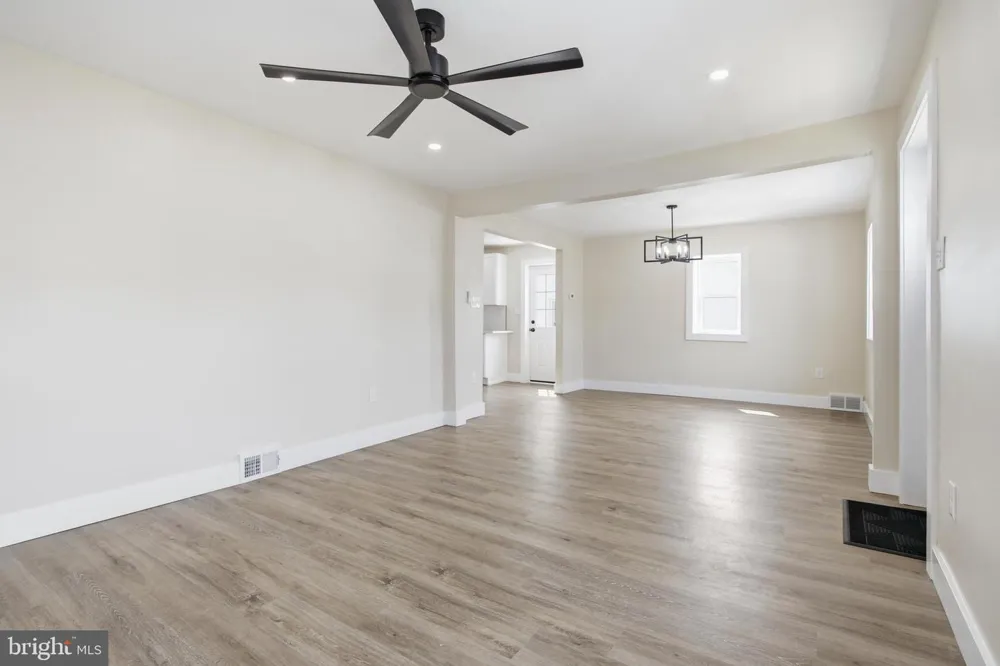 314 SWARTHMORE AVENUE Folsom, PA 19033