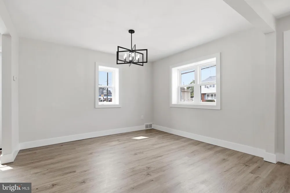 314 SWARTHMORE AVENUE Folsom, PA 19033