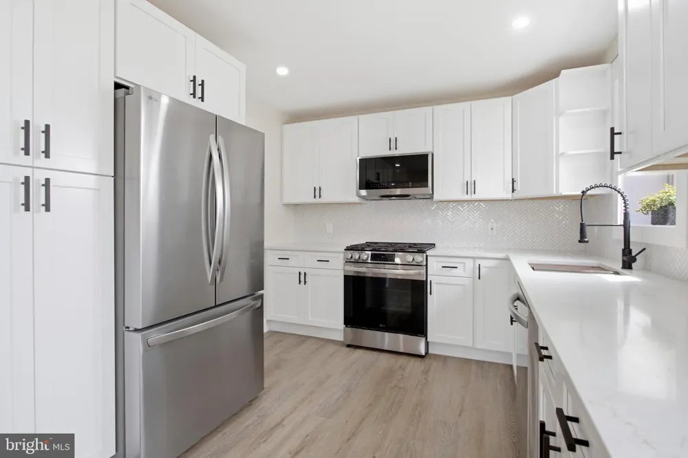 314 SWARTHMORE AVENUE Folsom, PA 19033