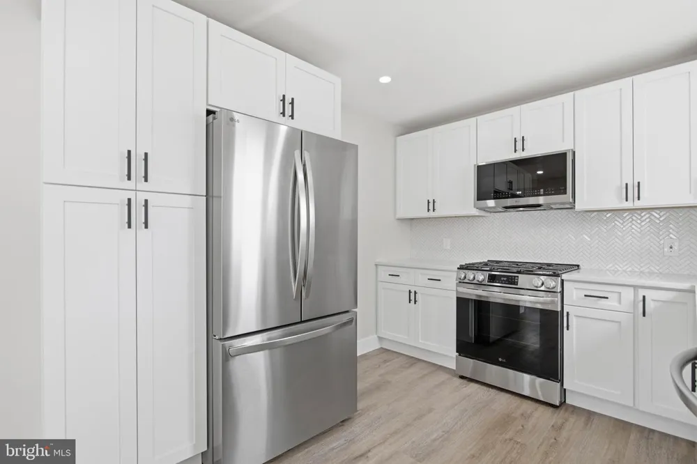 314 SWARTHMORE AVENUE Folsom, PA 19033