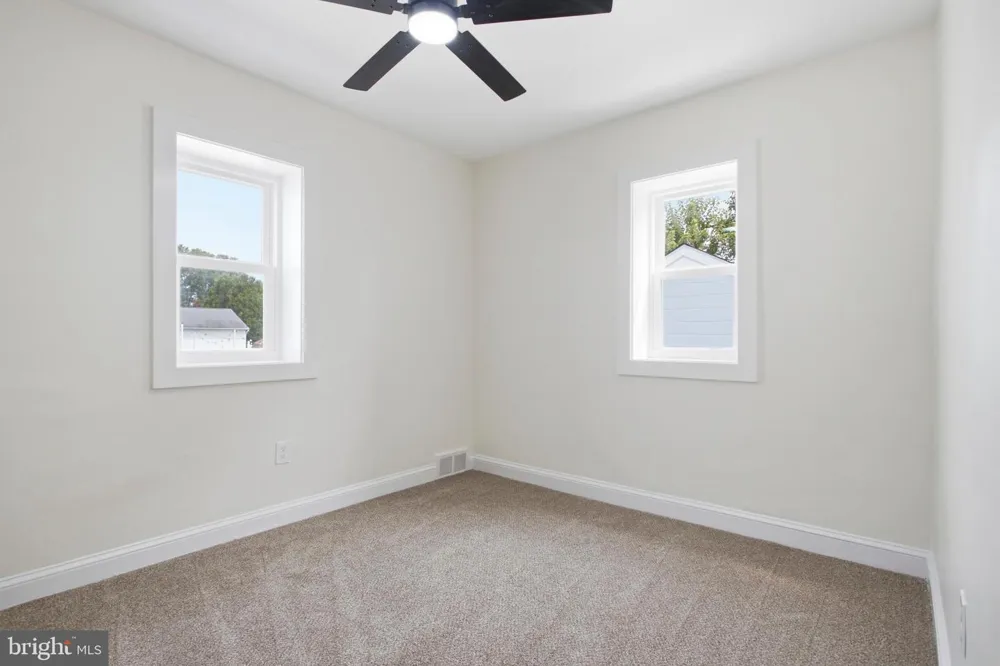 314 SWARTHMORE AVENUE Folsom, PA 19033