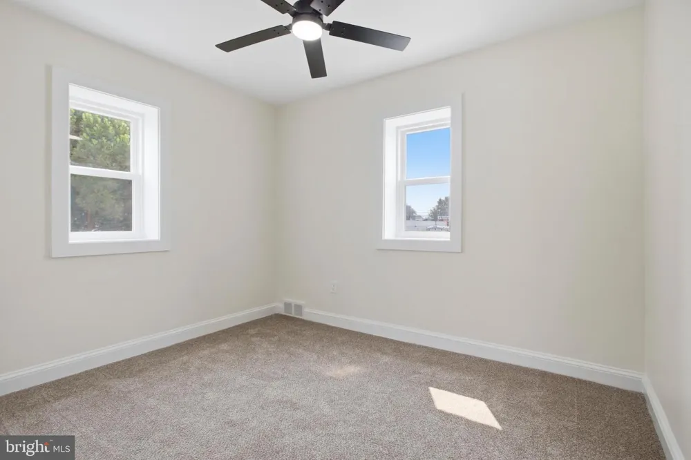 314 SWARTHMORE AVENUE Folsom, PA 19033