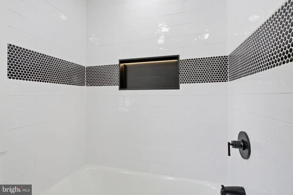 314 SWARTHMORE AVENUE Folsom, PA 19033