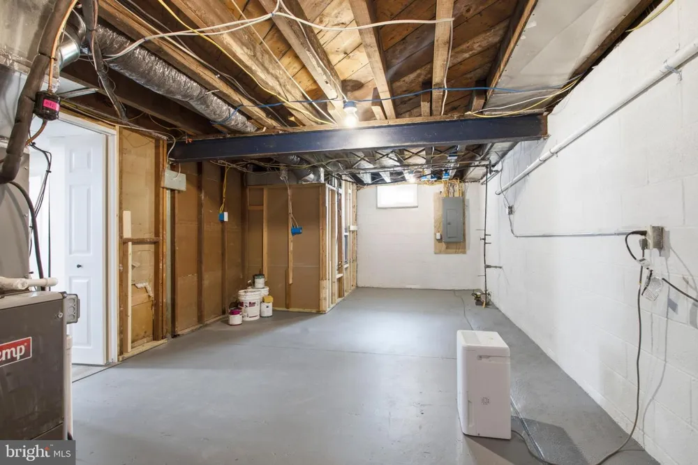 314 SWARTHMORE AVENUE Folsom, PA 19033
