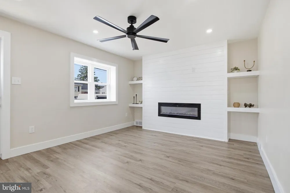 314 SWARTHMORE AVENUE Folsom, PA 19033