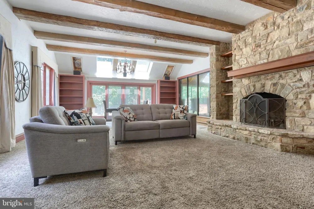 51 HILL MANOR DRIVE Hershey, PA 17033