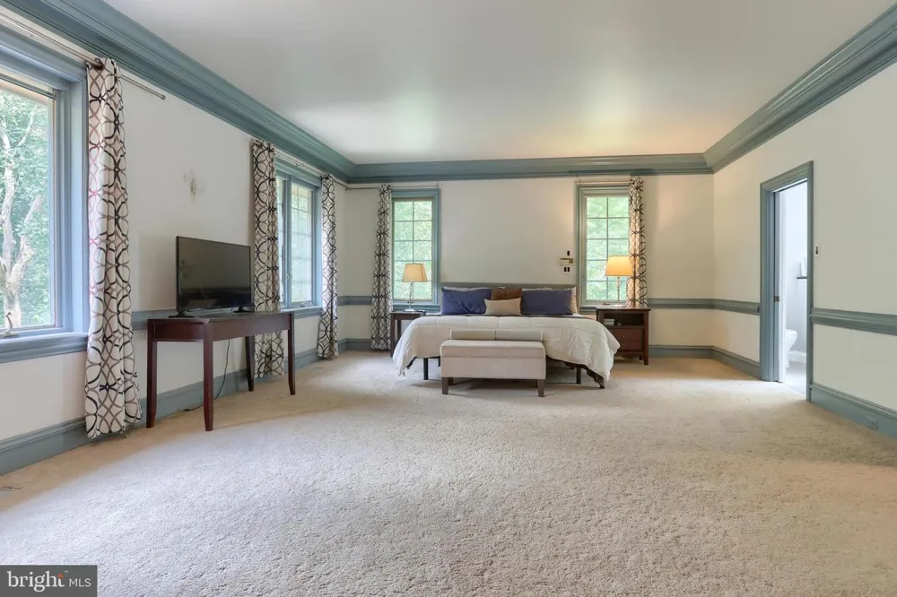 51 HILL MANOR DRIVE Hershey, PA 17033