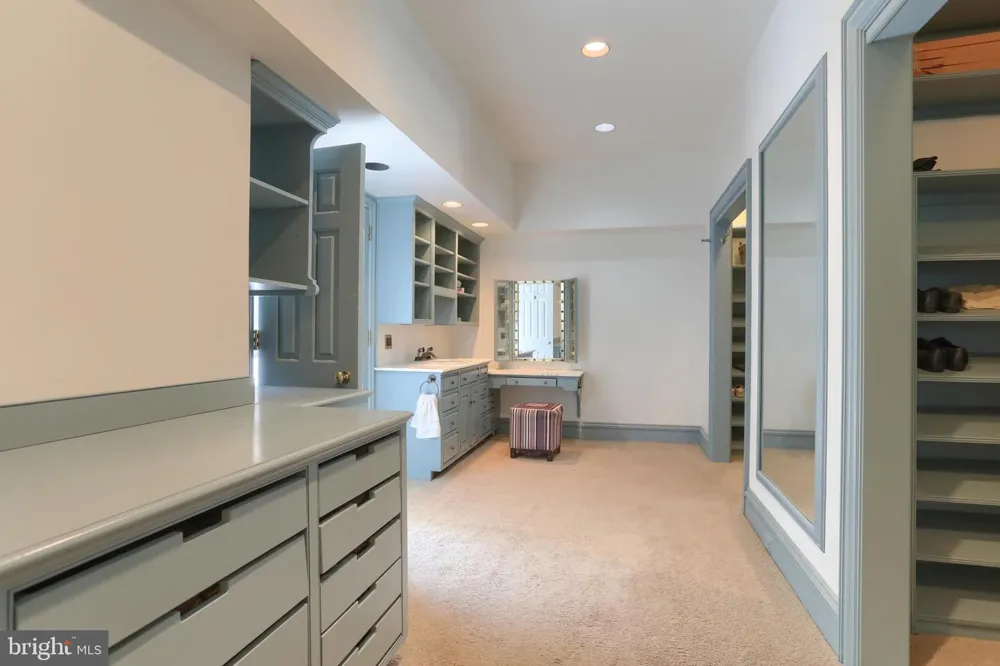 51 HILL MANOR DRIVE Hershey, PA 17033