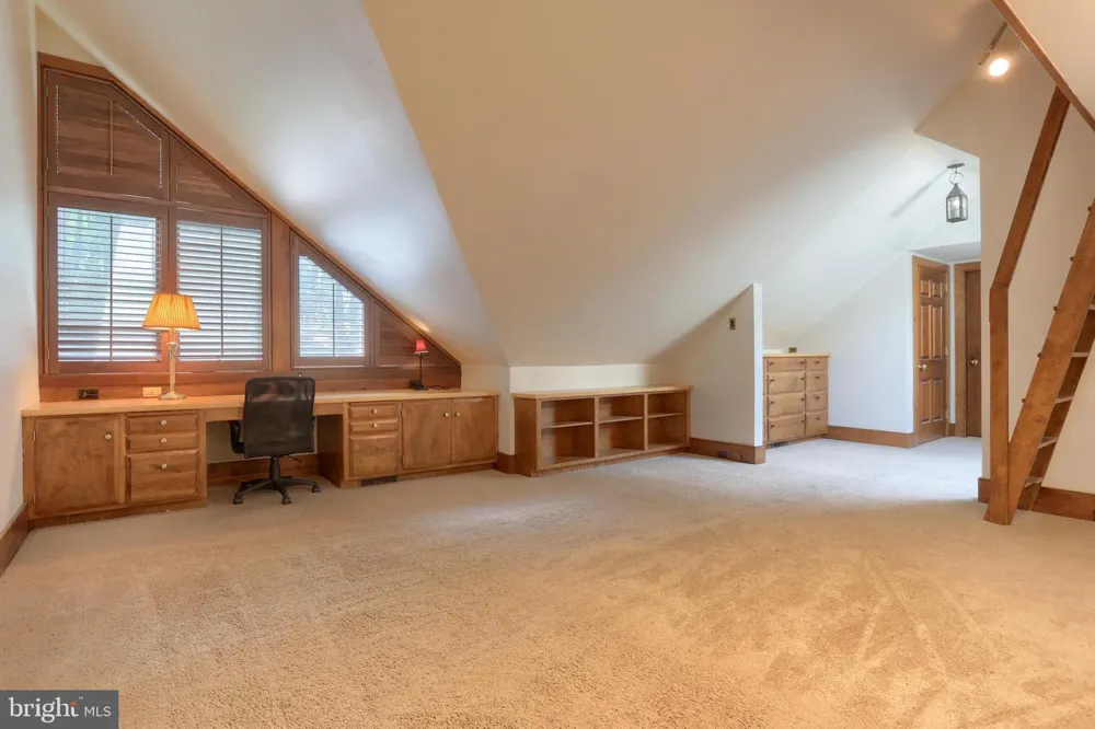 51 HILL MANOR DRIVE Hershey, PA 17033