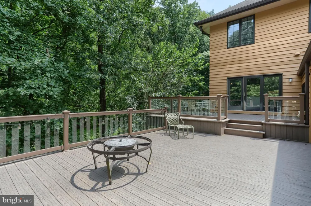 51 HILL MANOR DRIVE Hershey, PA 17033