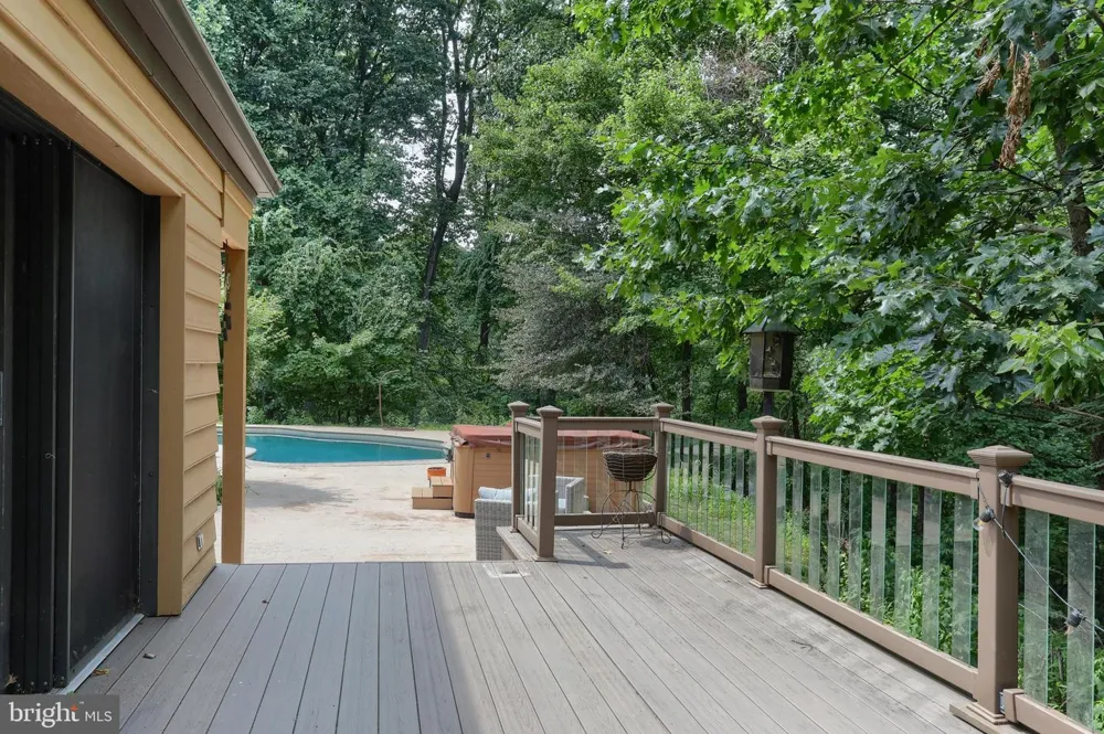 51 HILL MANOR DRIVE Hershey, PA 17033