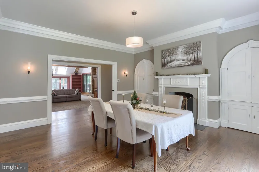 51 HILL MANOR DRIVE Hershey, PA 17033