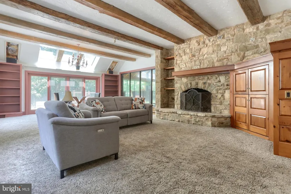 51 HILL MANOR DRIVE Hershey, PA 17033