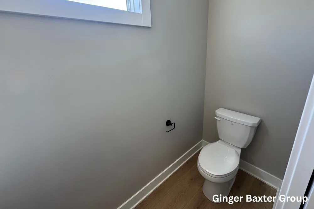 11516 Shoreline Drive #104 Allendale, MI 49401
