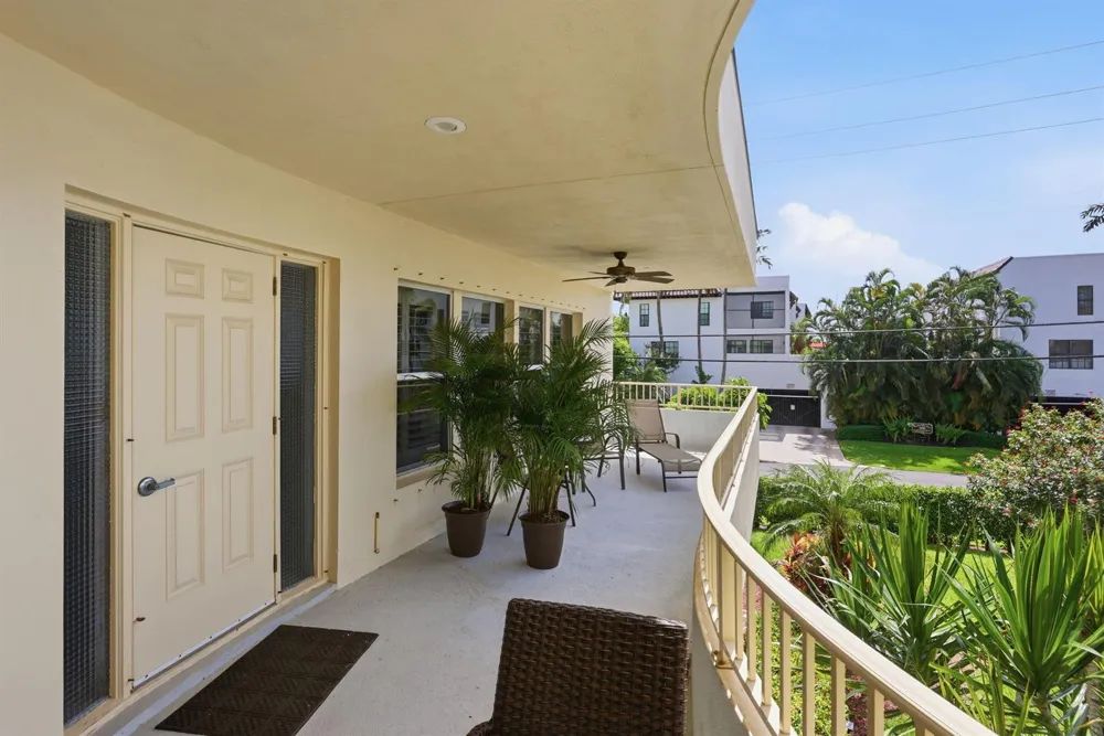 202 GLEASON STREET #6 Delray Beach, FL 33483