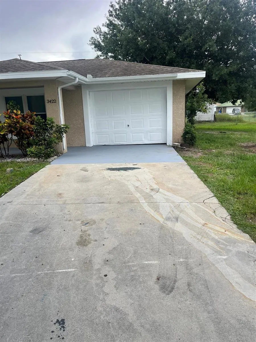 3422 NW 26TH AVENUE Okeechobee, FL 34972