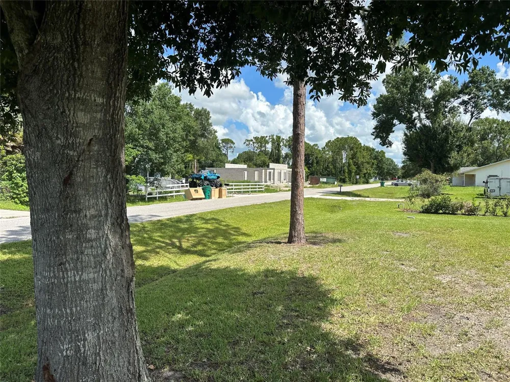 3422 NW 26TH AVENUE Okeechobee, FL 34972