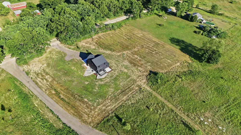 11427 Heintzelman Road NE Oakfield Township, MI 49341