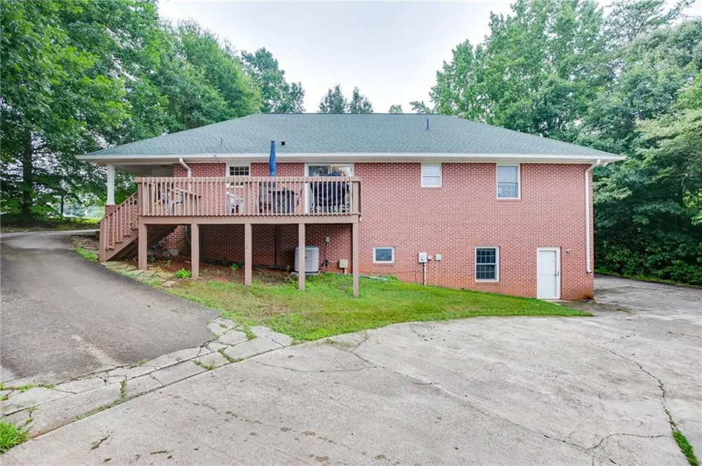 3845 Level Grove Road Cornelia, GA 30531