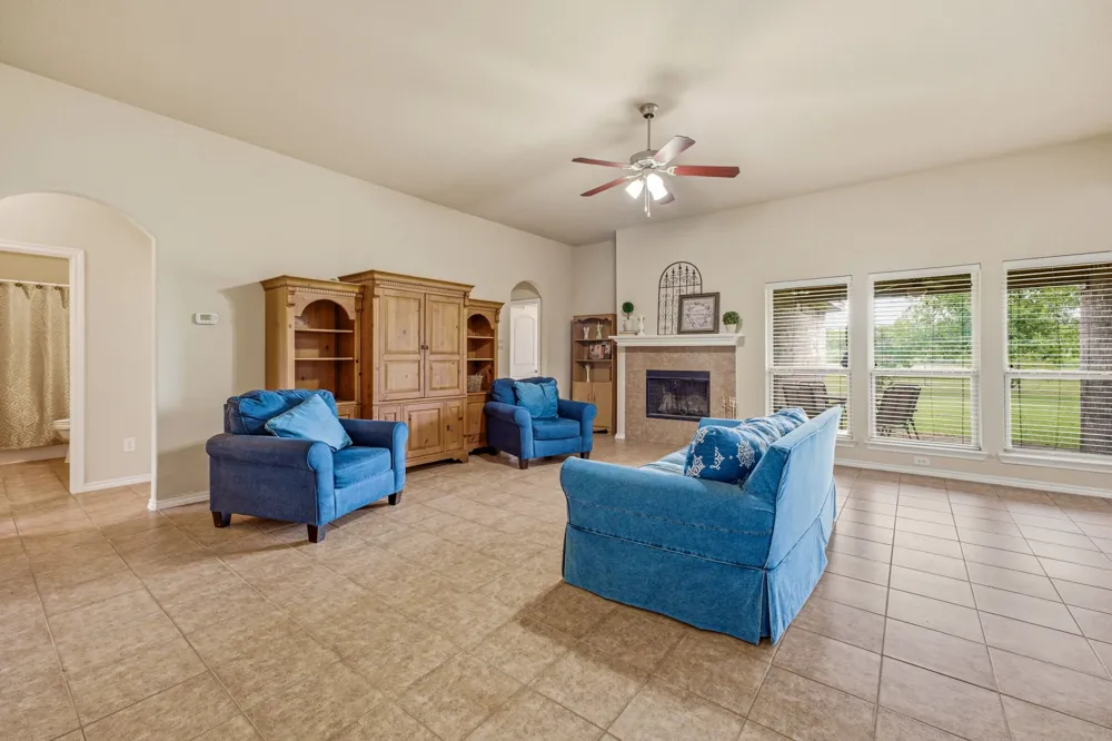 172 County Road 449 De Leon, TX 76444