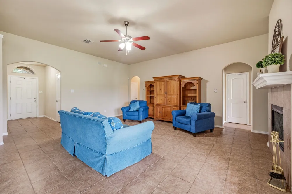 172 County Road 449 De Leon, TX 76444