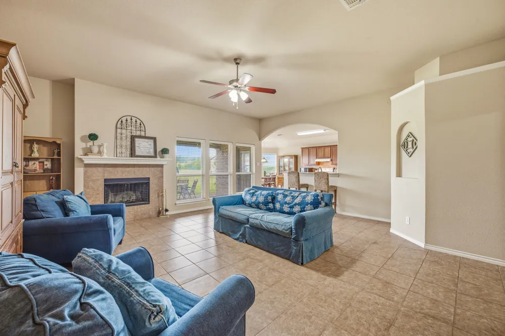 172 County Road 449 De Leon, TX 76444