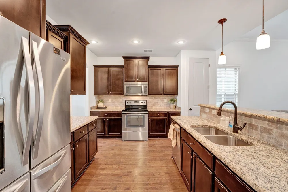 1965 ROCHELLE LN Cordova, TN 38016