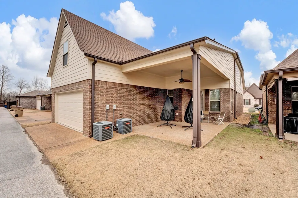 1965 ROCHELLE LN Cordova, TN 38016
